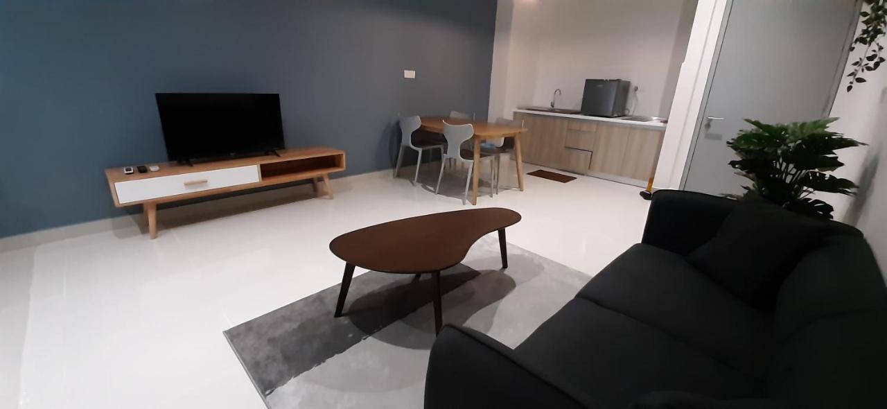 Cozystay @ Core Soho Suite Klia Sepang Exterior foto