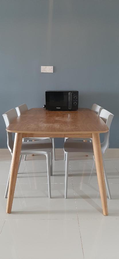 Cozystay @ Core Soho Suite Klia Sepang Exterior foto